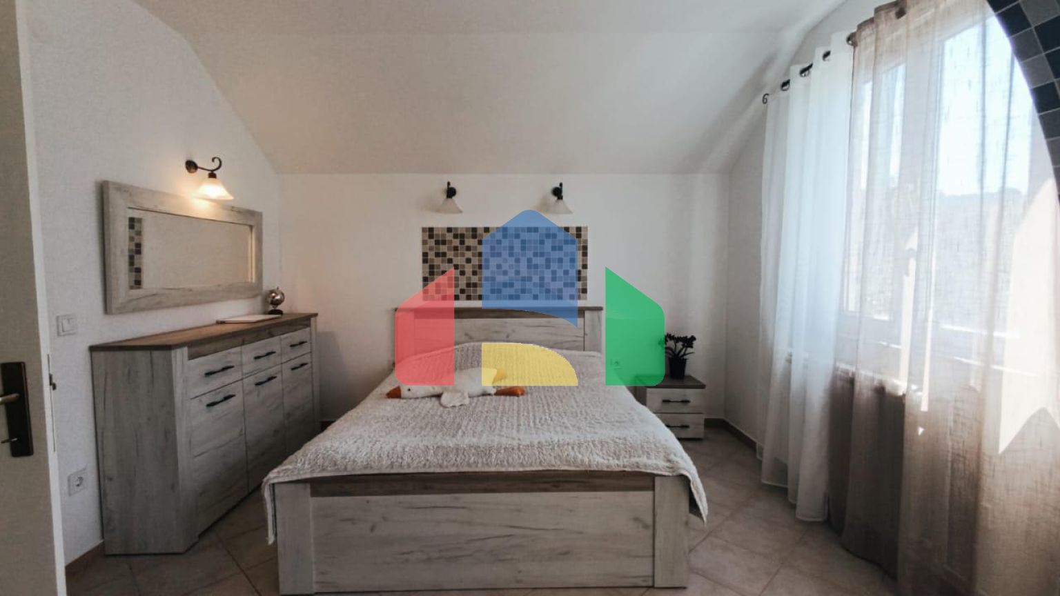 Новый дом в Баре, район Св. Ивана, идеален для жизни.