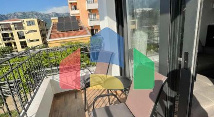 Modern apartment in Soho City area in a building with a swimming pool, Bar