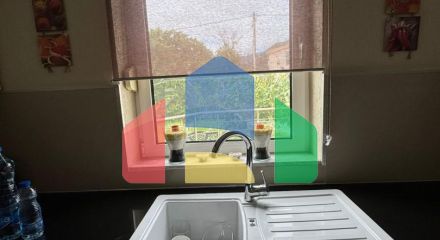 Продается уютный семейный дом в тихом районе Бара