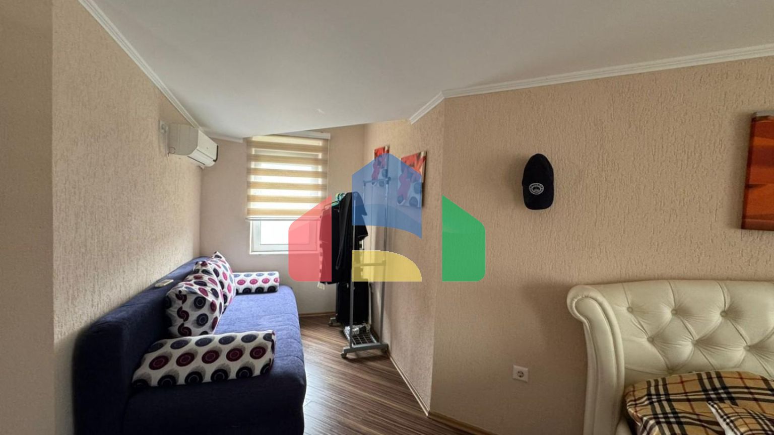 Продается уютный семейный дом в тихом районе Бара