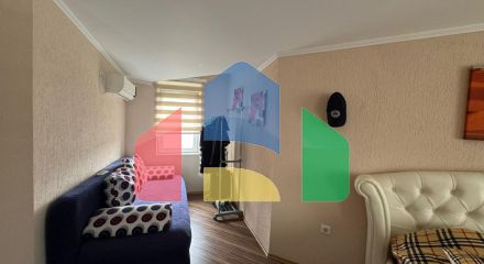 Продается уютный семейный дом в тихом районе Бара