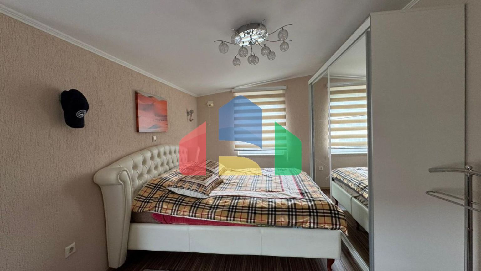 Продается уютный семейный дом в тихом районе Бара