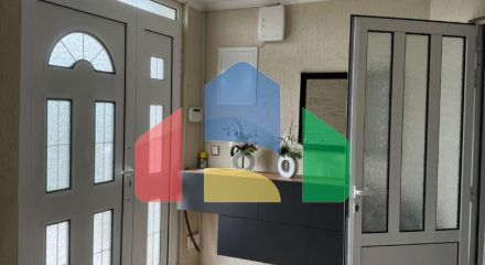 Продается уютный семейный дом в тихом районе Бара