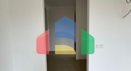 Новая квартира с 2 спальнями в комплексе премиум класса с бассейном в Баре.