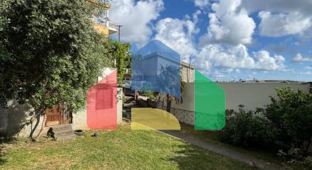 House with two apartments in Sutomore with a large plot.