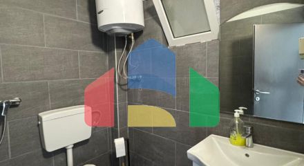 Дом с двумя апартаментами и гаражом в Баре