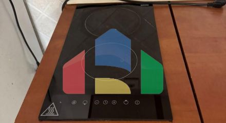 Дом с двумя апартаментами и гаражом в Баре