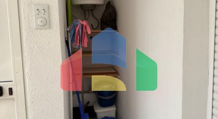 Дом с двумя апартаментами и гаражом в Баре