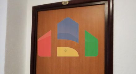 Квартира с двумя спальнями и видом на море в центре города Бар