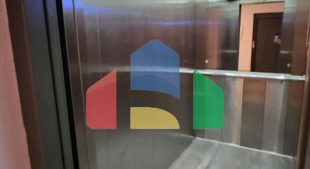 Квартира с двумя спальнями и видом на море в центре города Бар