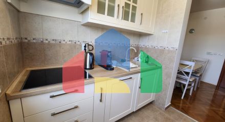 Квартира с двумя спальнями и видом на море в центре города Бар