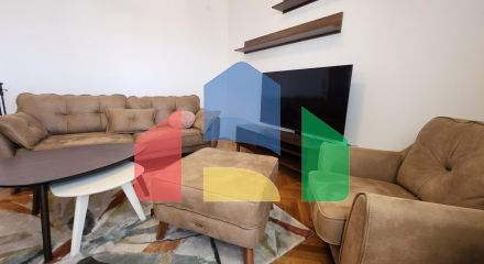 Квартира с двумя спальнями и видом на море в центре города Бар