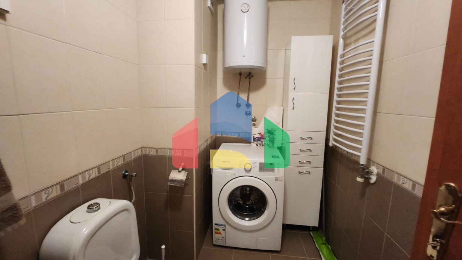 Квартира с двумя спальнями и видом на море в центре города Бар