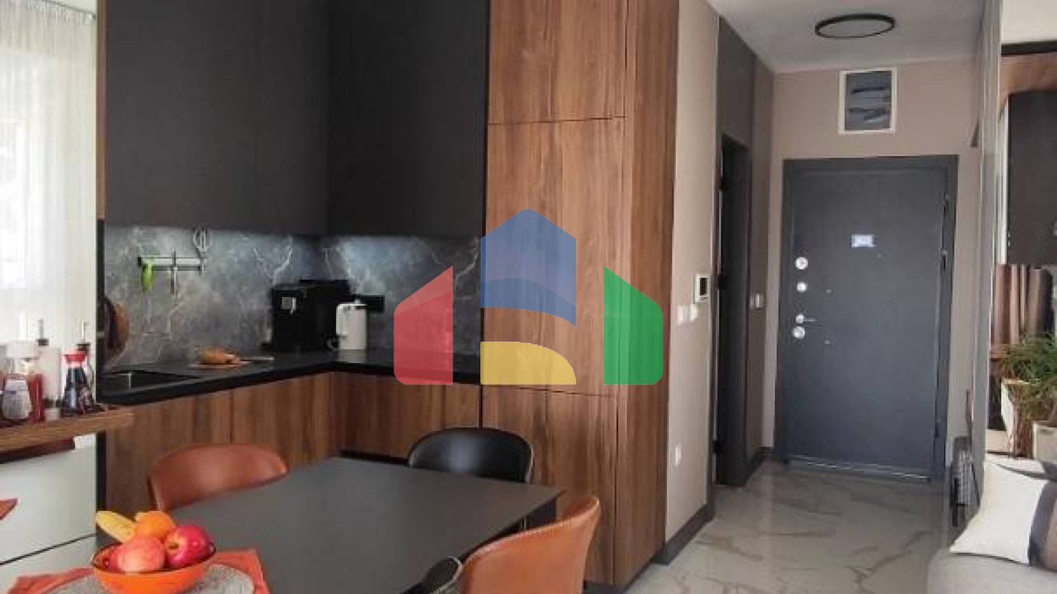 Продаётся дизайнерская студия в премиум-комплексе Emerald Residence г. Бар