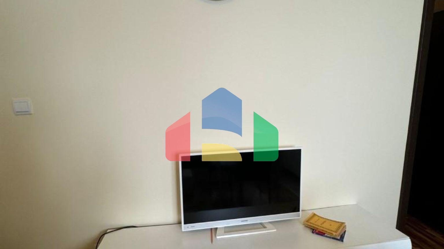 Квартира с одной спальней в Баре в 200 м от моря