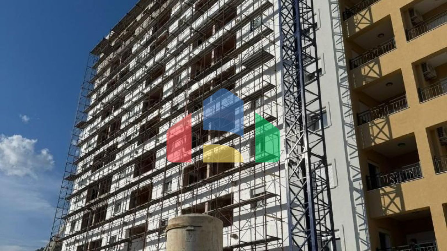 Студия в новом доме в Баре всего в 300 м от моря