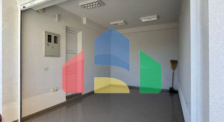 Комфортабельный дом в центре Бара у моря и всей городской инфраструктуры