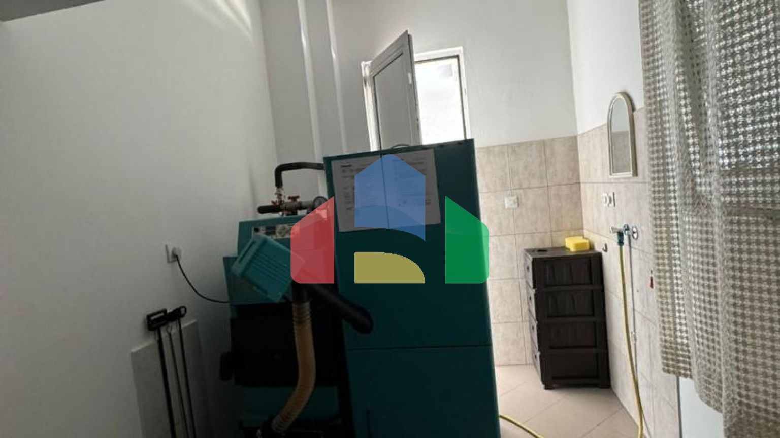 Комфортабельный дом в центре Бара у моря и всей городской инфраструктуры