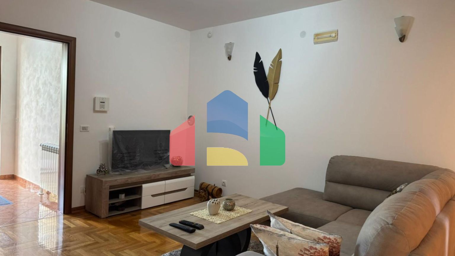 Комфортабельный дом в центре Бара у моря и всей городской инфраструктуры