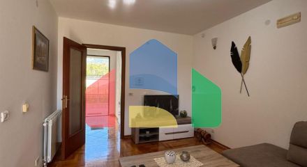 Комфортабельный дом в центре Бара у моря и всей городской инфраструктуры Комфортабельный дом в центре Бара у моря и всей городской инфраструктуры