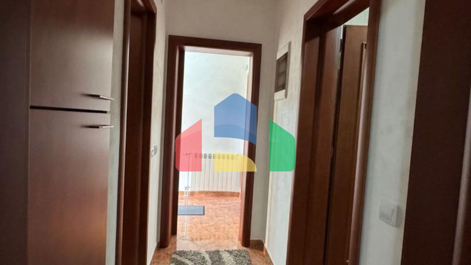 Комфортабельный дом в центре Бара у моря и всей городской инфраструктуры