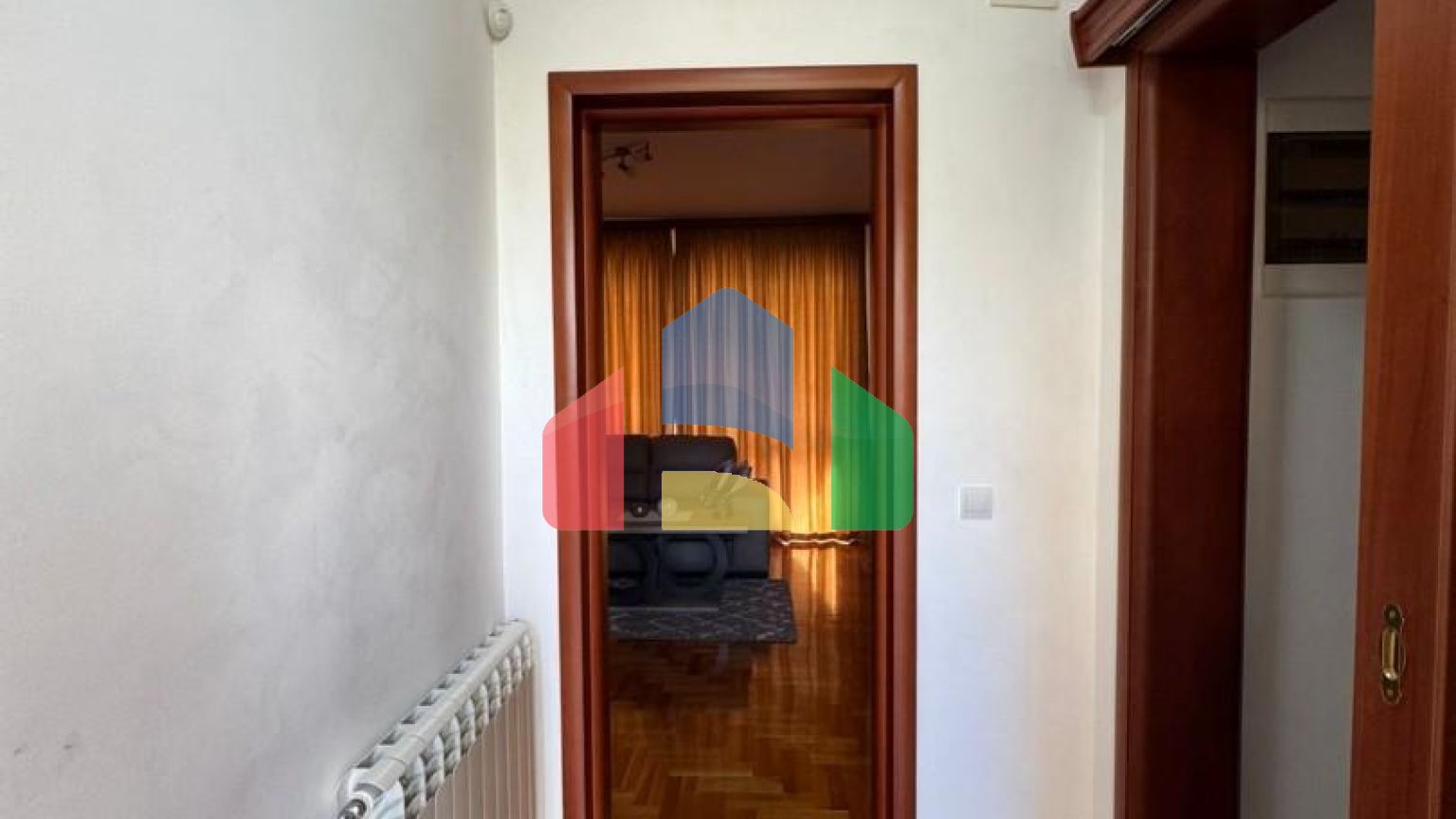 Комфортабельный дом в центре Бара у моря и всей городской инфраструктуры