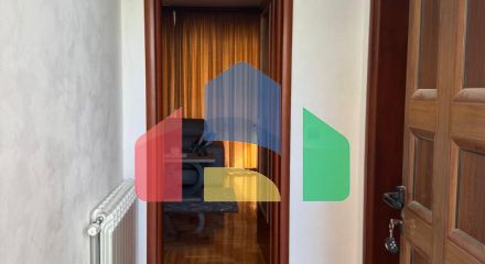 Комфортабельный дом в центре Бара у моря и всей городской инфраструктуры Комфортабельный дом в центре Бара у моря и всей городской инфраструктуры