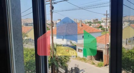 Трёхэтажный дом  в Баре