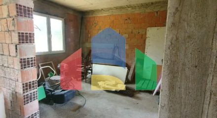 Трёхэтажный дом  в Баре