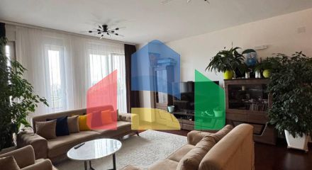 Spacious apartment in Bar for a large family
