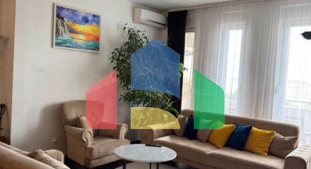 Spacious apartment in Bar for a large family