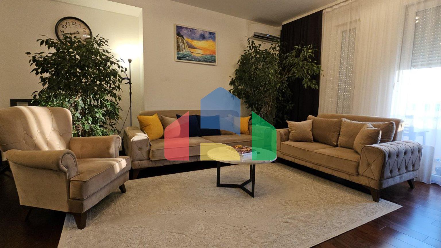 Просторная квартира в Баре для большой семьи