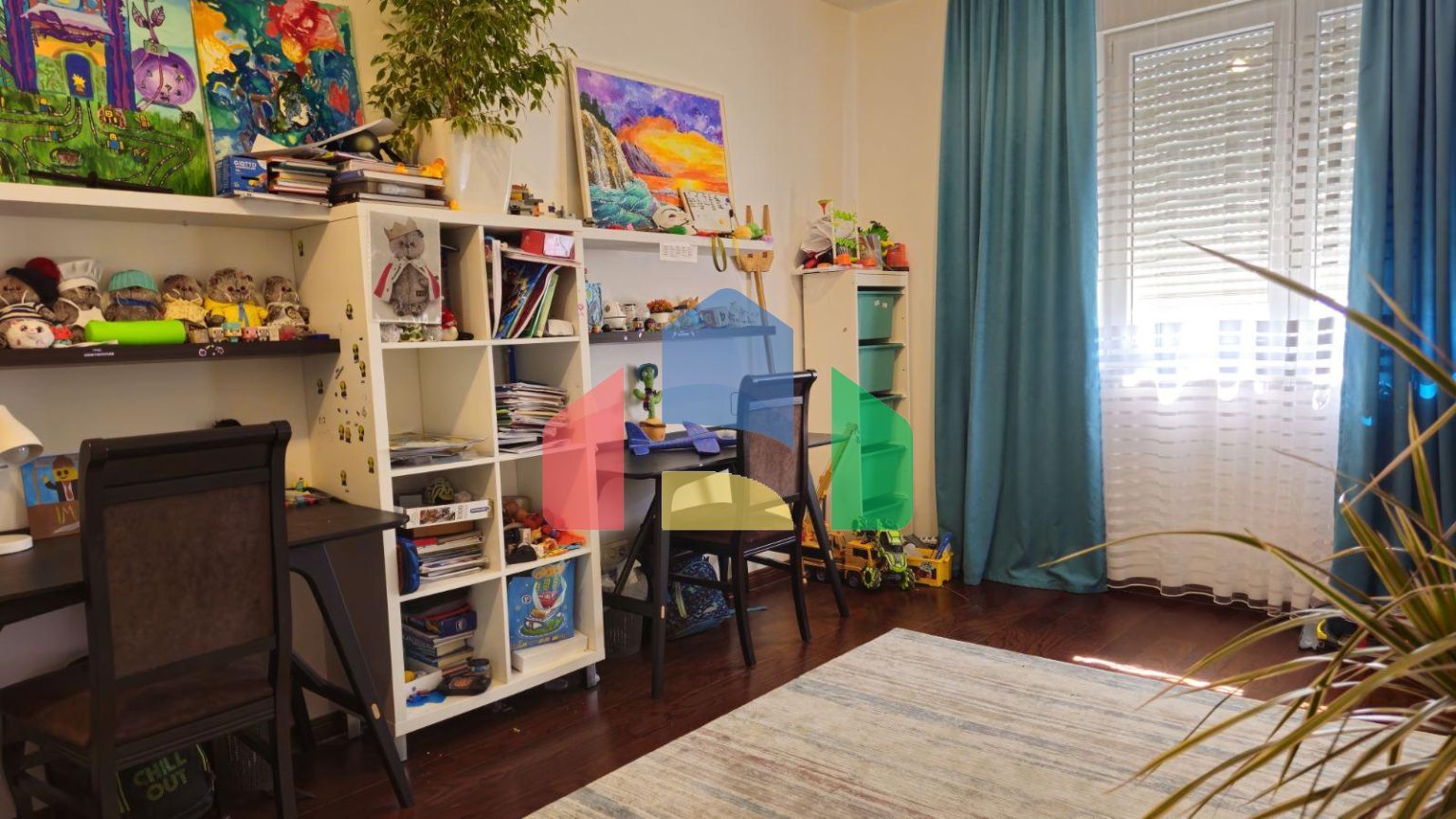 Просторная квартира в Баре для большой семьи