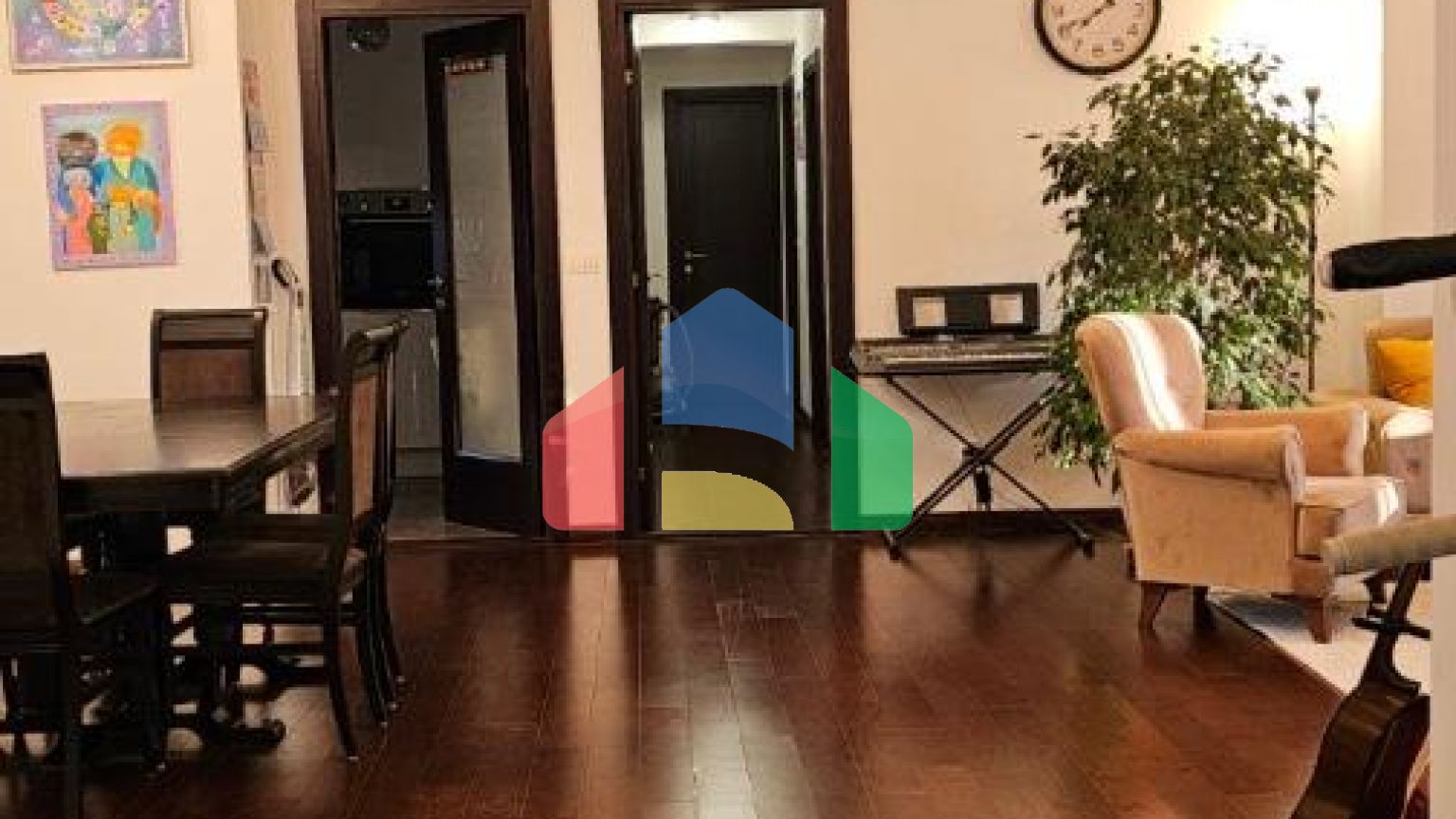 Просторная квартира в Баре для большой семьи