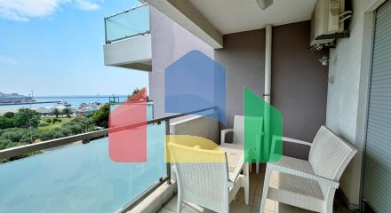 Продаётся квартира в Баре на первой линии моря