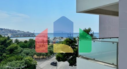 Продаётся квартира в Баре на первой линии моря