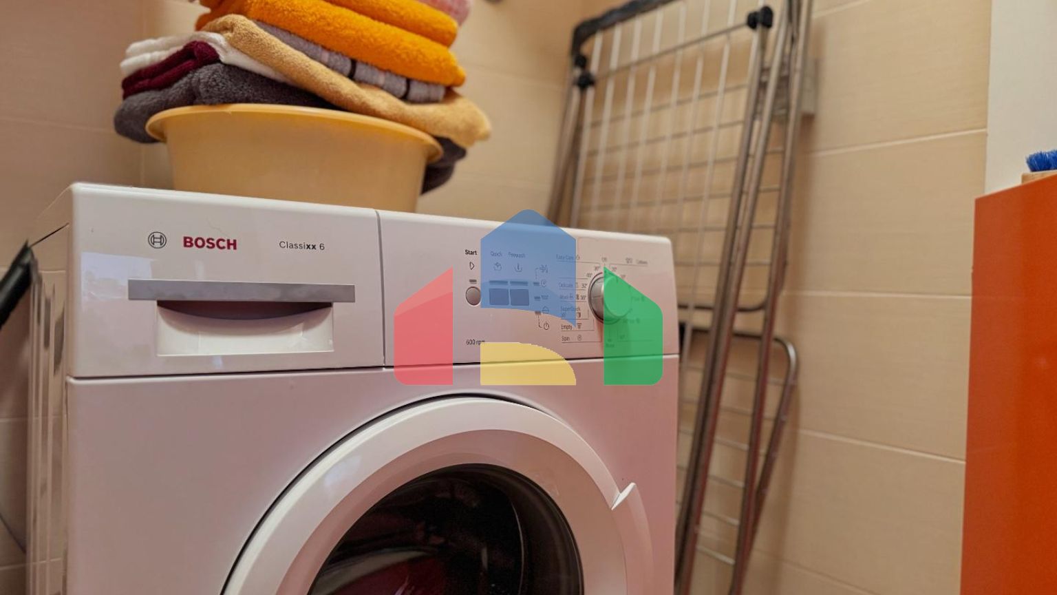 Продаётся квартира в Баре на первой линии моря