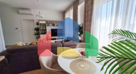 Квартира в новом современном доме в центре города Бар