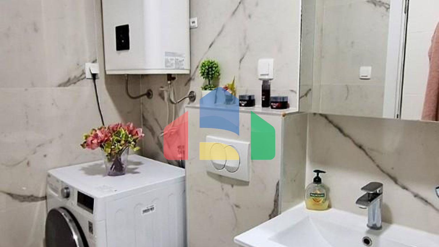 Квартира в новом современном доме в центре города Бар