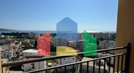 Продаётся квартира с панорамным видом на море город Бар