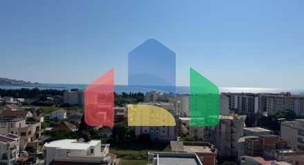 Продаётся квартира с панорамным видом на море город Бар