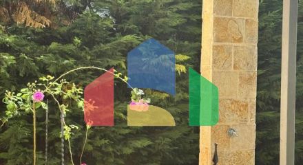 Продаётся трёхэтажный дом с бассейном  Бар, район Полье