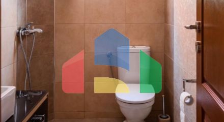 Мини отель с бассейном и видом на море в Баре