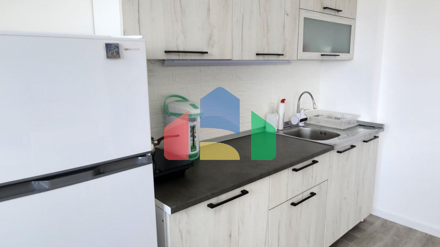 Студия в городе Бар с видом на море меблирована