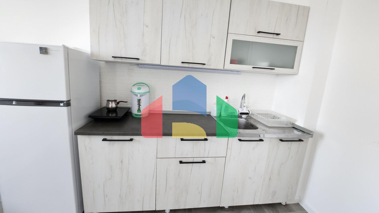 Студия в городе Бар с видом на море меблирована