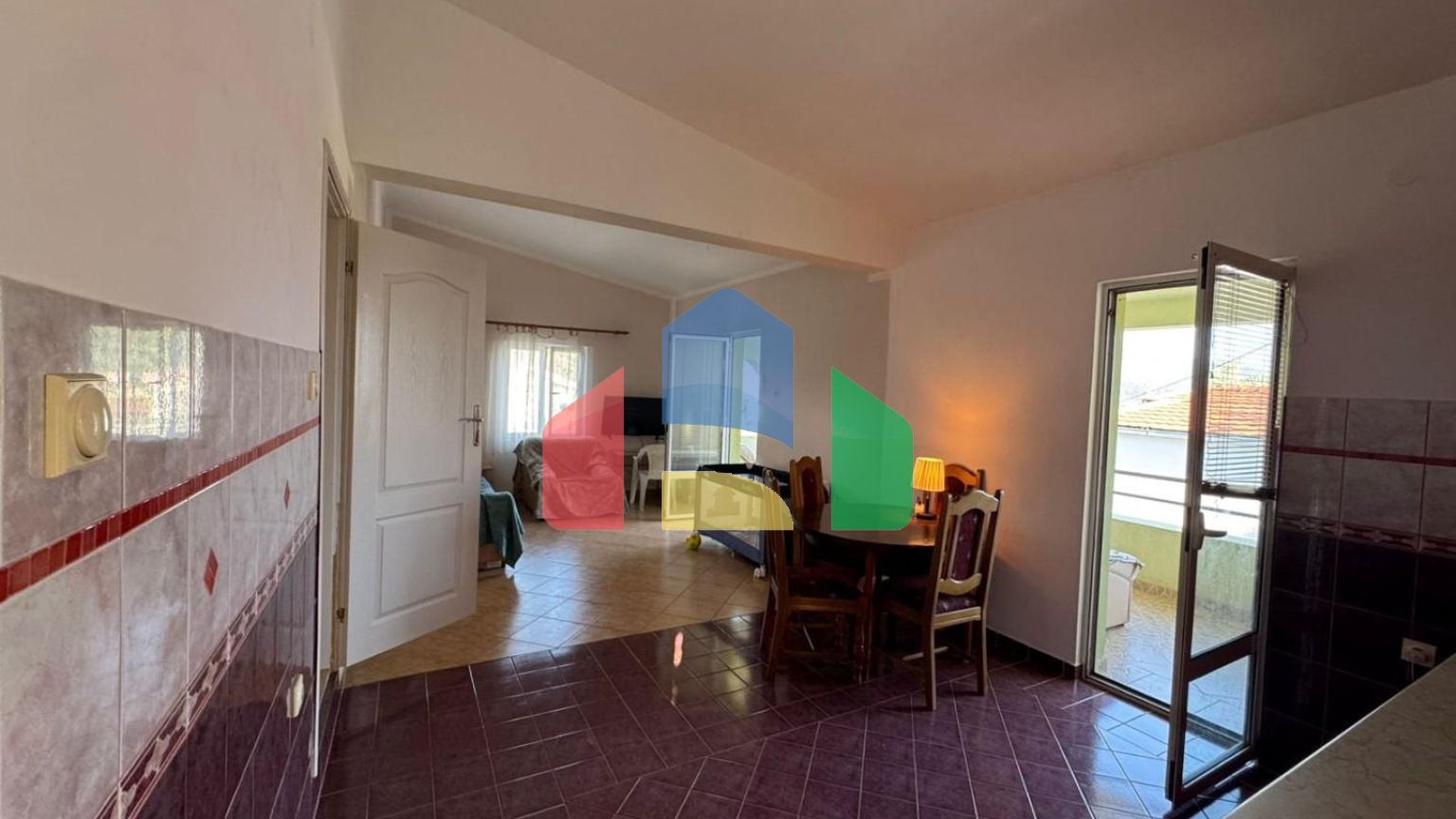 Уютный дом в Баре, район Шушань