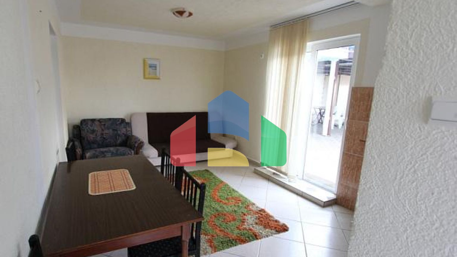 Отель в Сутоморе