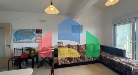 Квартира с 2 спальнями и видом на море и горы в Баре