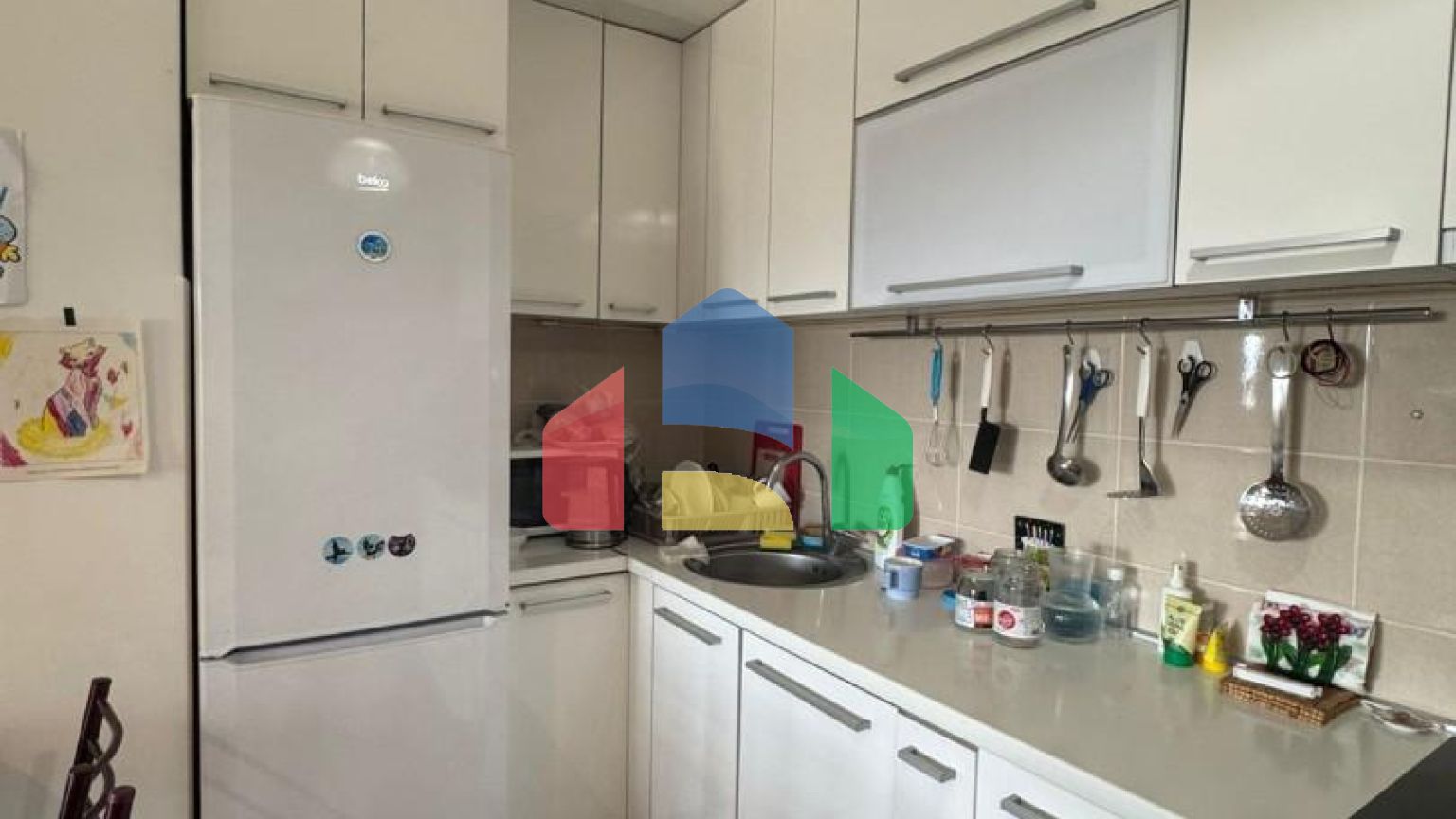 Квартира с 2 спальнями и видом на море и горы в Баре