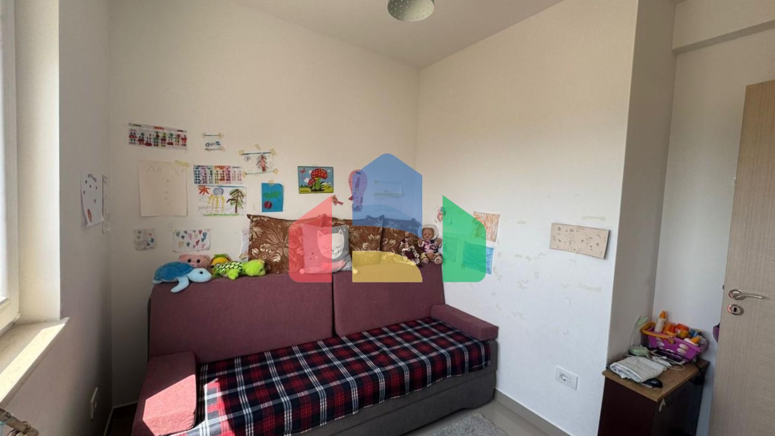 Квартира с 2 спальнями и видом на море и горы в Баре